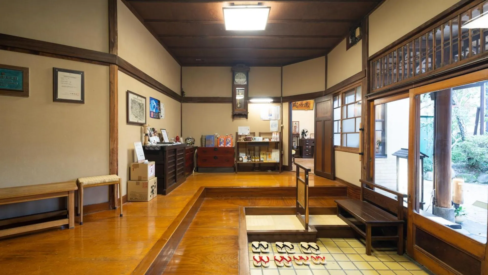 Ryokan Gensen Uenoya Hotel Yugawara