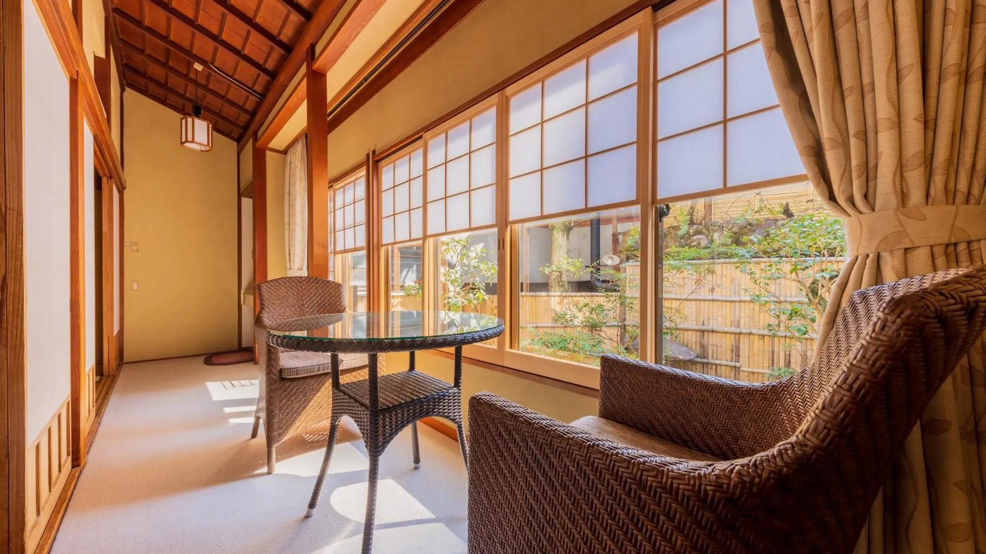 Gensen Uenoya Hotel Yugawara Japan